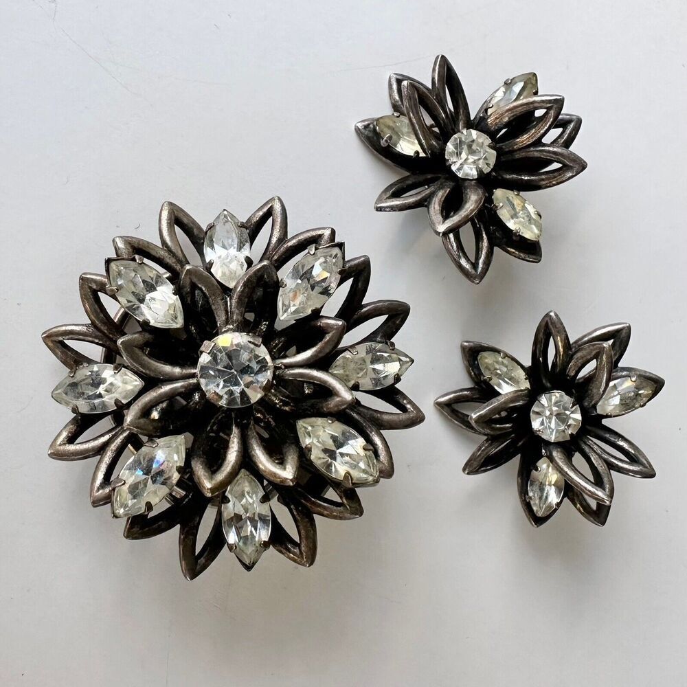Vintage 1950s Christian Dior Austrian Rhinestone Brooch Clip & Earrings Parure